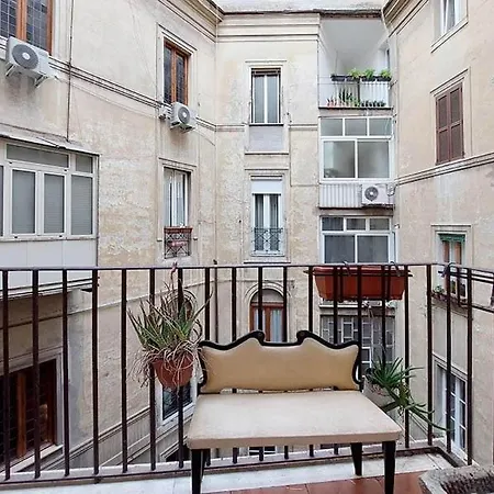 Beautiful Monti Panisperna ローマ