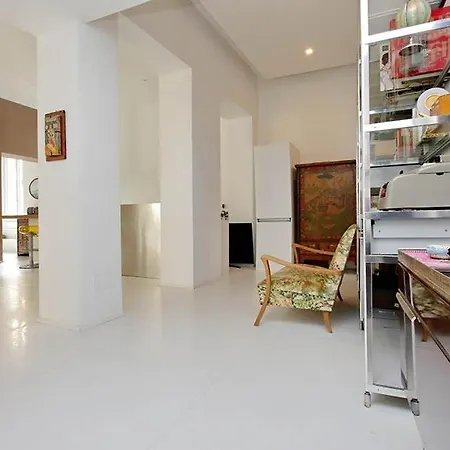 Beautiful Monti Panisperna ローマ